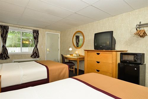 Howard Johnson By Wyndham West Yarmouth Cape Cod المظهر الخارجي الصورة